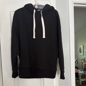 Everlane The Retrack Black Hoodie with White Drawstrings, pockets size M
